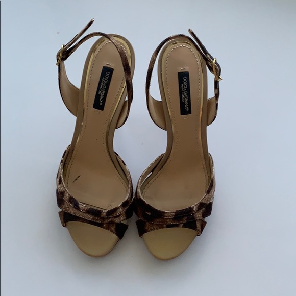 Dolce & Gabbana animal print heels 👠 - Picture 2 of 8